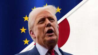Donald Trump in front of the flags of Japan and the European Union | Illustration: Eddie Marshall | Aaron Schwartz | picture alliance | Consolidated News Photos | Newscom | Nikol85 | Dreamstime.com