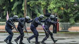 Special Operations Police | ID 119116674 | Arrest ©  Sornwut Tubtawee | Dreamstime.com