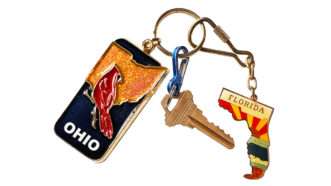 Ohio and Texas keychains | Photo: Joanna Andreasson