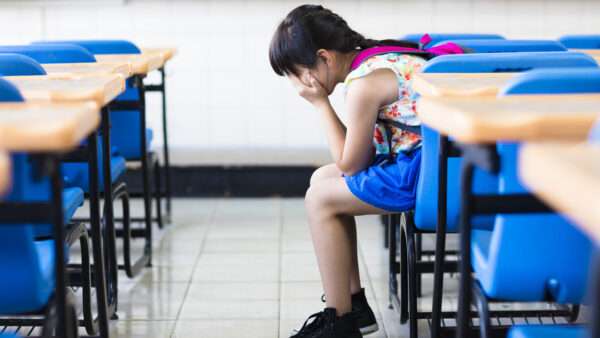 Girl in classroom | ID 57681630 © Tom Wang | Dreamstime.com