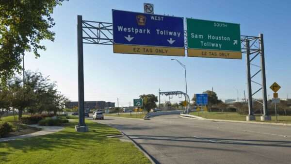 A sign at an entrance to the Sam Houston Tollway | HR Green