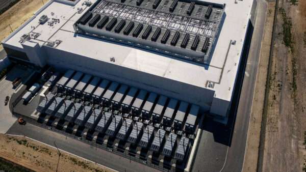 Data center | M. Scott Brauer/ZUMAPRESS/Newscom