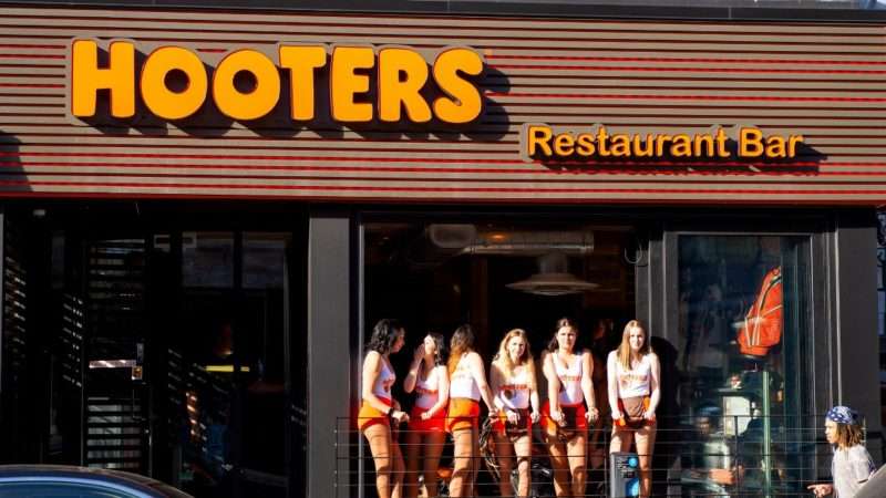 hooters_1161x653