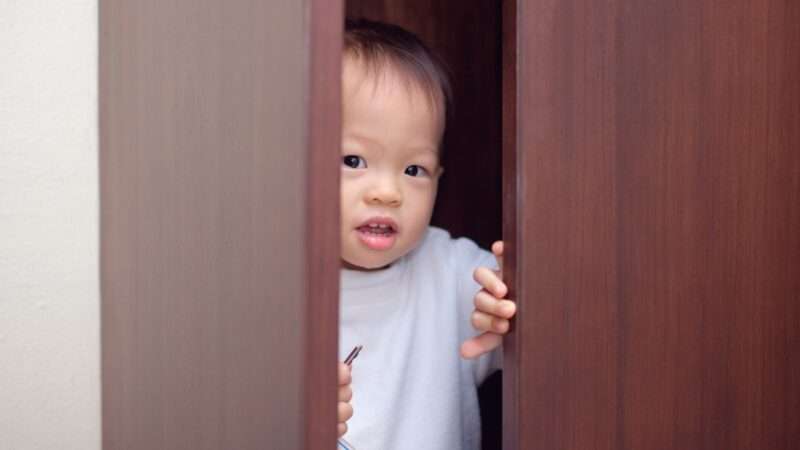 isolatedchild_1161x653