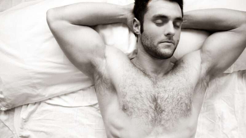 shirtless_1161x653