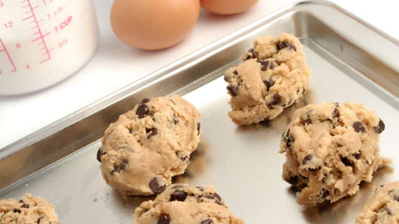 Cookies on a baking sheet | Photo 1251138 © Gvictoria | Dreamstime.com