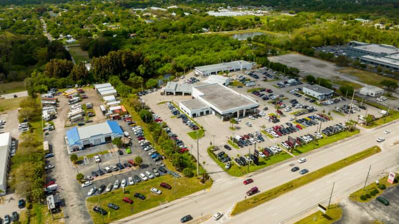 Aerial photo of Florida car dealerships. | Felix Mizioznikov | Dreamstime.com