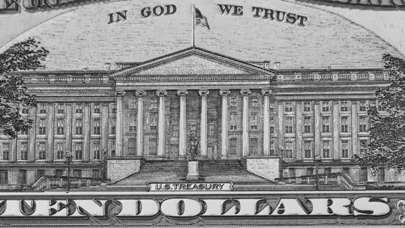 The U.S. treasury shown on the back of a $10 bill | Photo 226346628 © Ruslan Lytvyn | Dreamstime.com