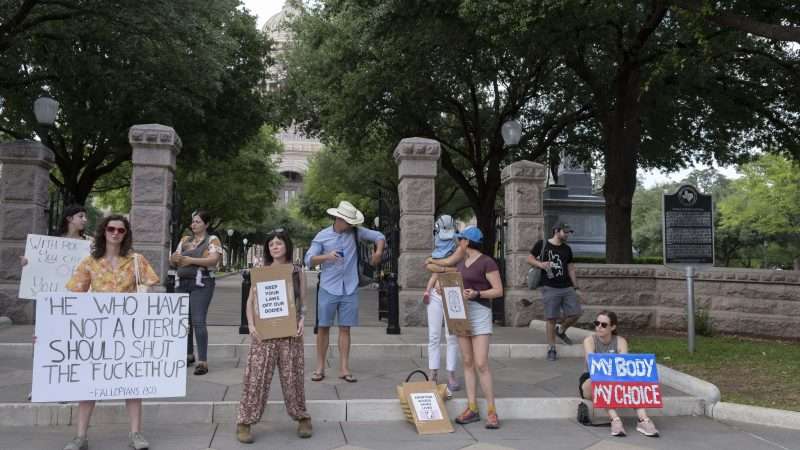 Texas abortion | Mario Cantu/Cal Sport Media/Newscom