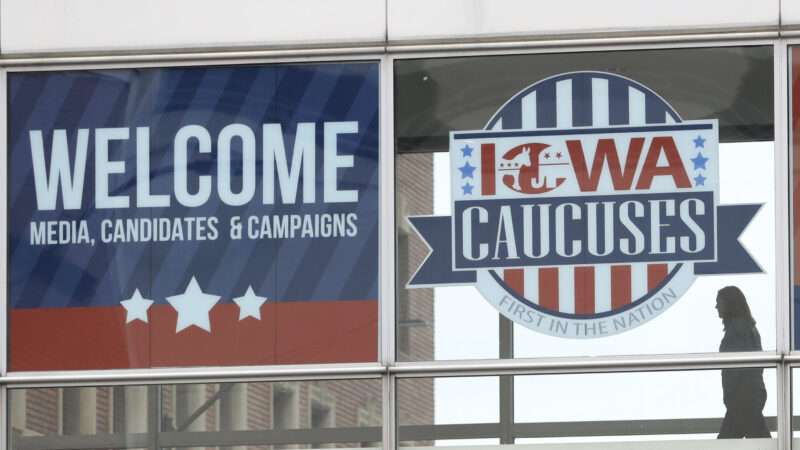 A sign welcomes visitors to Iowa for the caucuses | Kyodo/Newscom