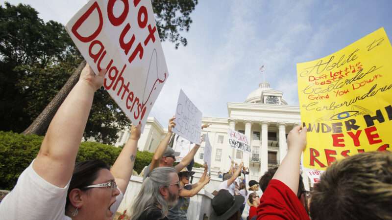 Alabama abortion protest | Dan Anderson/ZUMA Press/Newscom