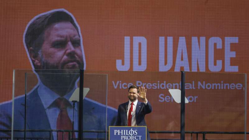 J.D. Vance speaking | Aaron Schwartz/picture alliance / Consolidated News Photos/Newscom