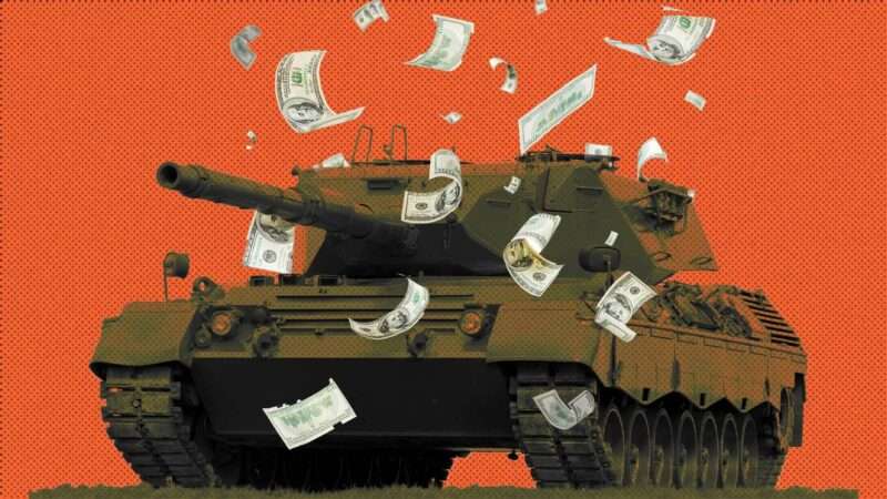 A tank surrounded by falling cash | Illustration: Eddie Marshall | Gary Blakeley | Dmytro Balkhovitin | Dreamstime.com