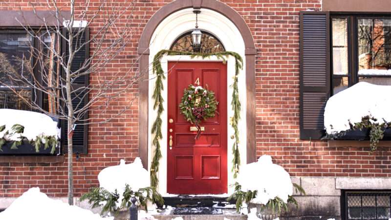 Christmas decorations | ID 128752949 ©  Joanne Eastope | Dreamstime.com