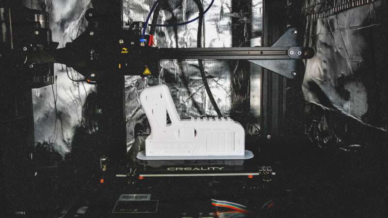 Interior of a Creality 3D printer | Collin Mayfield/Sipa USA/Newscom