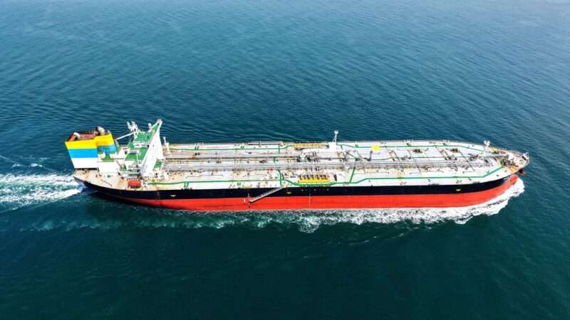 Oil tanker | IMAGO/CFOTO/Newscom