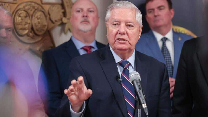 Lindsay Graham talks about the White House Ballroom | Tracy Glantz/TNS/Newscom