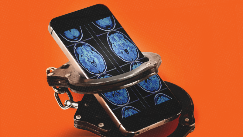 A smartphone in handcuffs | tescka1/Magnific/Cammeraydave/Dreamstime/Mariam Zakaidze