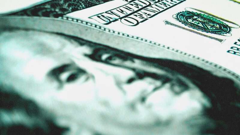 A $100 bill | Gary Lewis/Dreamstime