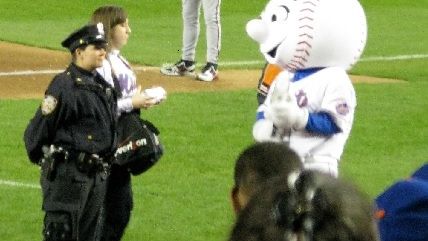 Women Mets mascot costumes