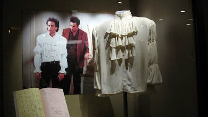 Puffy Puffy Shirt GIF - Puffy Puffy Shirt Seinfeld - Discover & Share GIFs