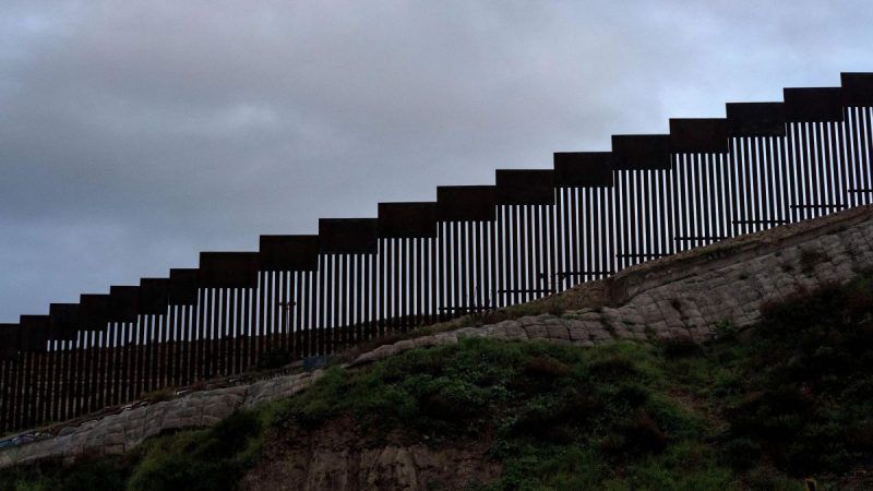 Border Wall 2 | NA