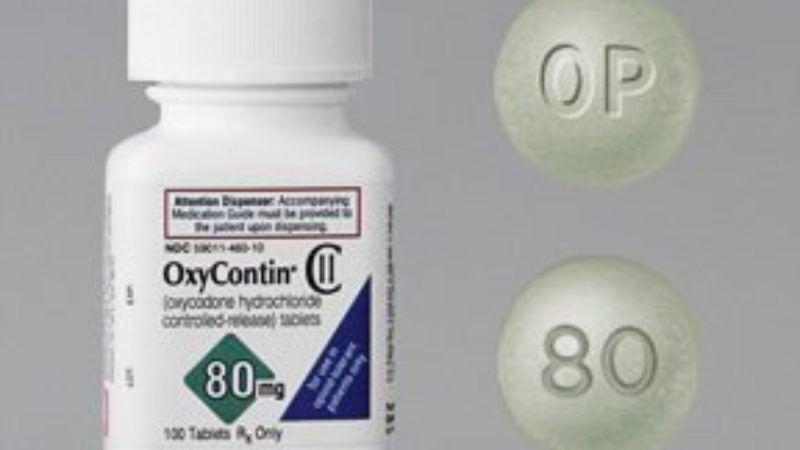 A bottle of OxyContin pills | Benzo Pharmacy