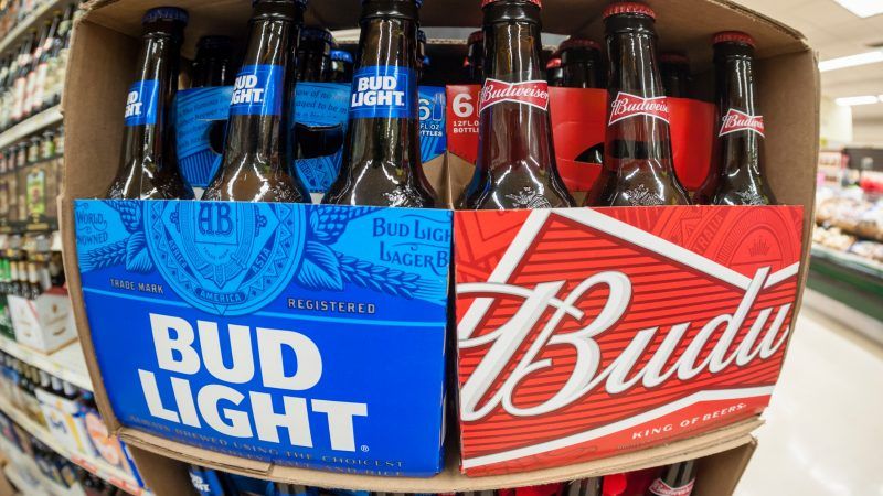 BudLight | Richard B. Levine/Newscom