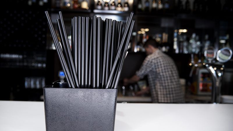 reason-straws2 | Viktoriia Novokhatska/Dreamstime.com