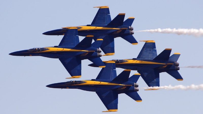 Blueangelsformationpd | Public Domain, Wikimedia