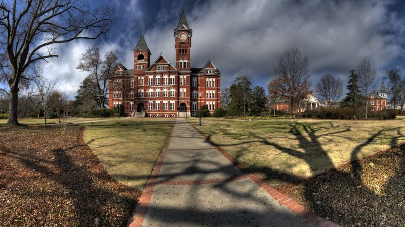 3410439398_7b480538d0_o | "Samford Hall Pano" by drjoshuawhitman is licensed under CC BY-NC-SA 2.0