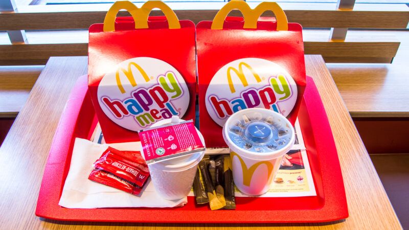 happymeal | Photo <a href="https://www.dreamstime.com/two-mcdonalds-happy-meal-boxes-lipton-tea-coca-cola-tomato-ketchup-sugar-gdansk-poland-february-image110716551">110716551</a> © <a href="https://www.dreamstime.com/robert309_info">Robert309</a> - <a href="https://www.dreamstime.com/photos-images/happy-meal.html">Dreamstime.com</a>