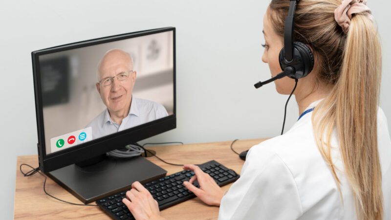 dreamstime_xl_189862095 | Photo <a href="https://www.dreamstime.com/doctor-senior-man-patient-medical-consultation-doctor-senior-men-patient-medical-consultation-telehealth-telemedicine-image189862095">189862095</a> © <a href="https://www.dreamstime.com/simpson333_info" itemprop="author">Piotr Adamowicz</a> - <a href="https://www.dreamstime.com/">Dreamstime.com</a>