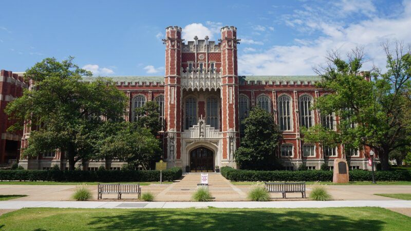 2560px-University_of_Oklahoma_July_2019_69_(Bizzell_Memorial_Library) | Michael Barera / Wikimedia Commons