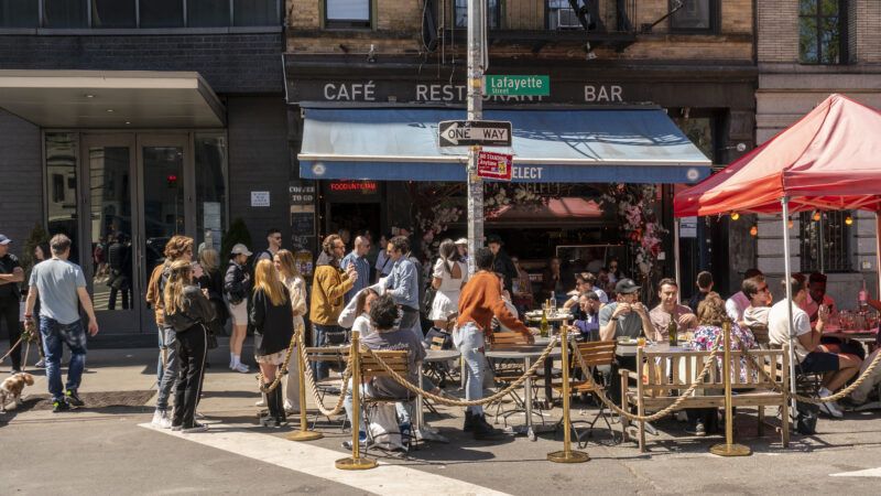 Sidewalk dining in New York City