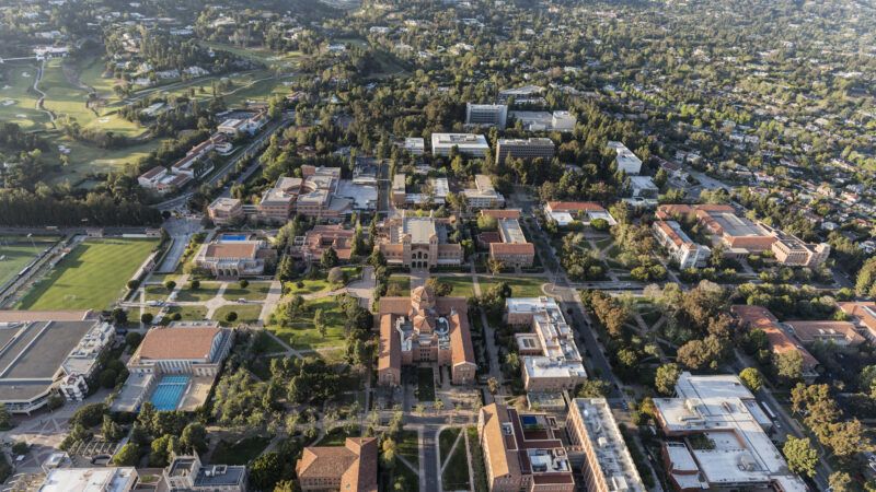 UCLA |  Trekandshoot/Dreamstime.com