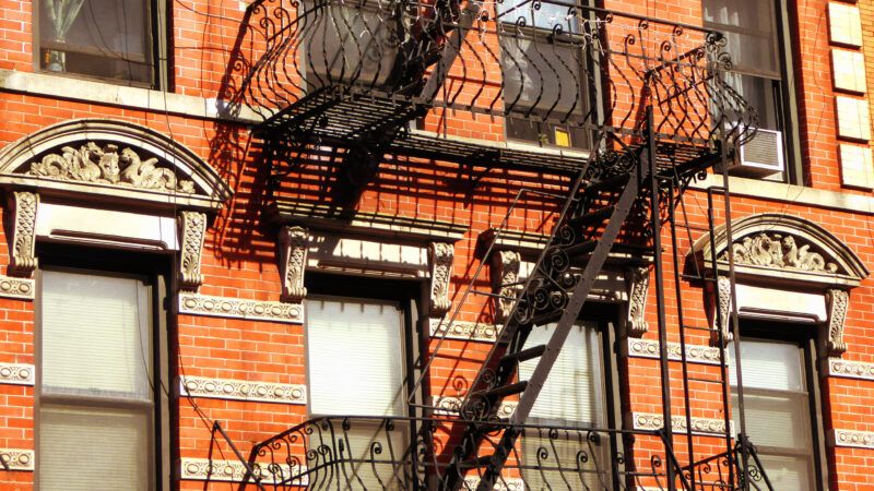 Apartment fire escape | Shanshan533/Dreamstime.com