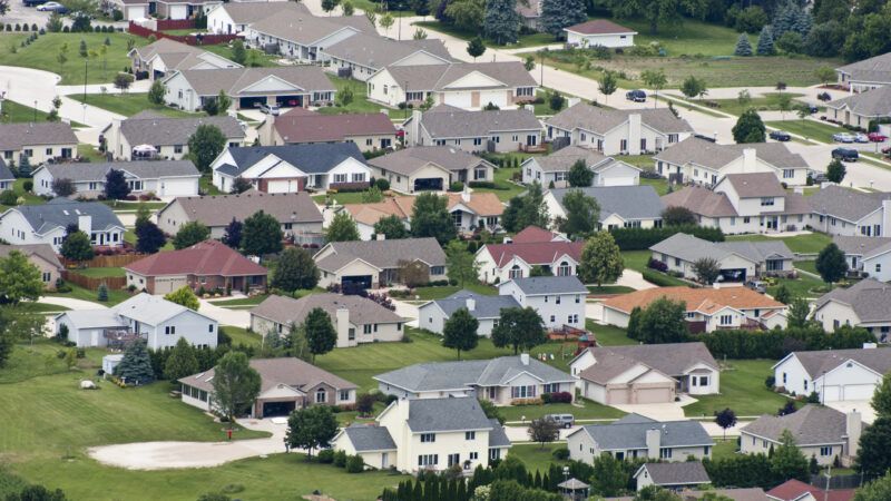 A neighborhood of houses from the aerial view