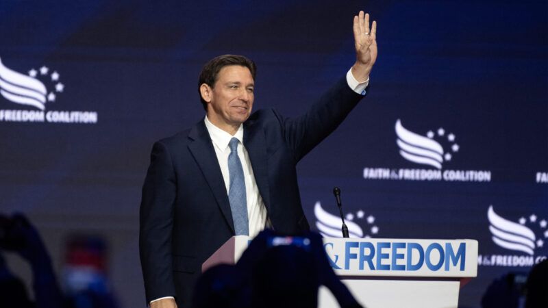 Ron DeSantis waves on stage | CNP/AdMedia