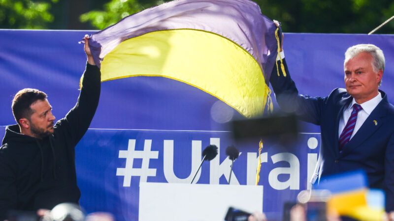 Zelenskyy raises the Ukraine flag for NATO | Beata Zawrzel/ZUMAPRESS/Newscom