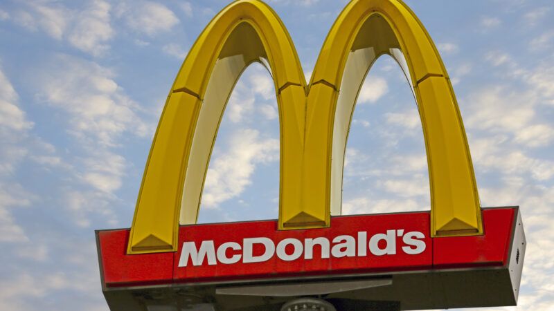 McDonalds sign | Photo 99257311 © Birgit Reitz Hofmann | Dreamstime.com