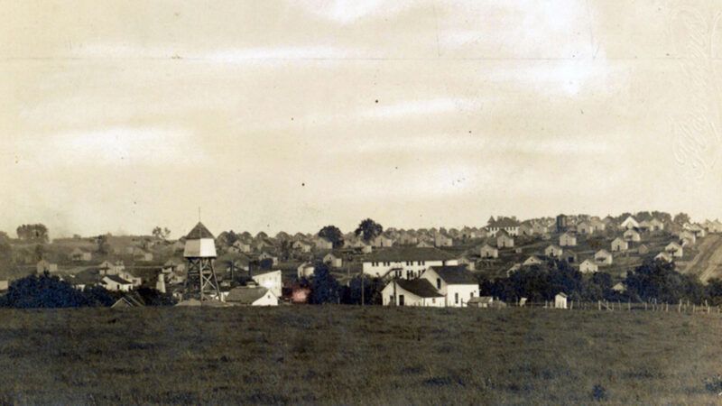 A 1910 photograph of houses and other buildings in Buxton, Iowa | Photo: Panoramic view of Buxton, 1910; State Historical Society of Iowa