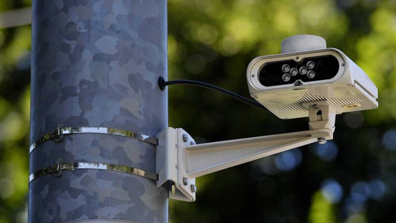 A license plate reader attached to a signal pole | Rich Sugg/TNS/Newscom
