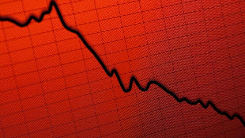 Stock market chart in the red | Photo 12375504 | Recession © Maciek905 | Dreamstime.com