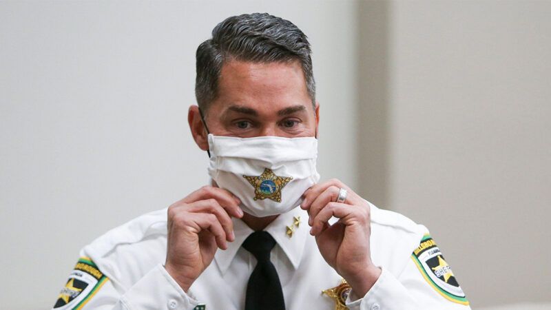 Chad Chronister wearing a COVID mask | Photo: ZUMA Press Inc/Alamy