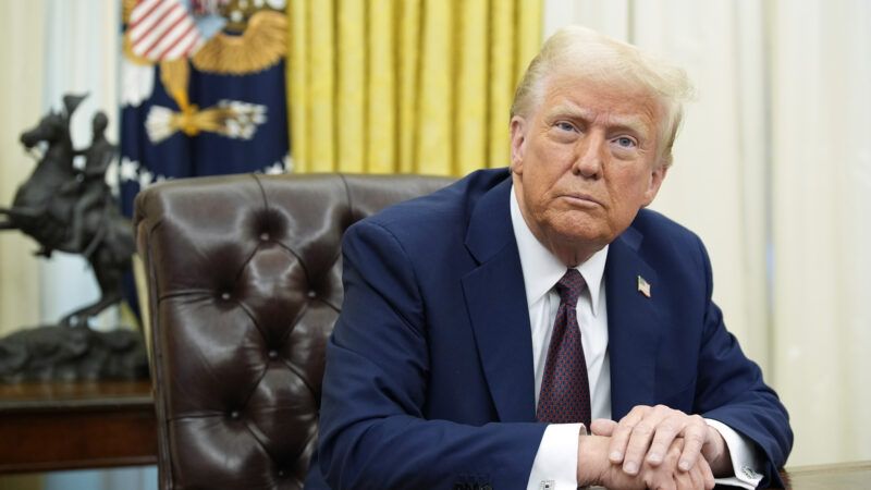 Donald Trump in the Oval Office |  Yuri Gripas - Pool via CNP/picture alliance / Consolidated News Photos/Newscom