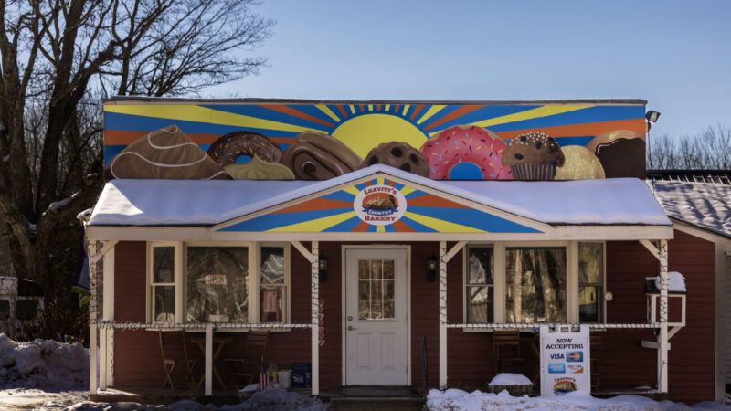 A colorful mural atop Leavitt's Country Bakery in Conway, New Hampshire | Institute for Justice