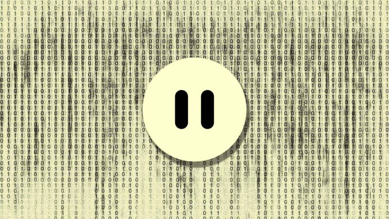 A pause button | Illustration: Eddie Marshall | Ivan Kmit | Dreamstime.com | Font Awesome