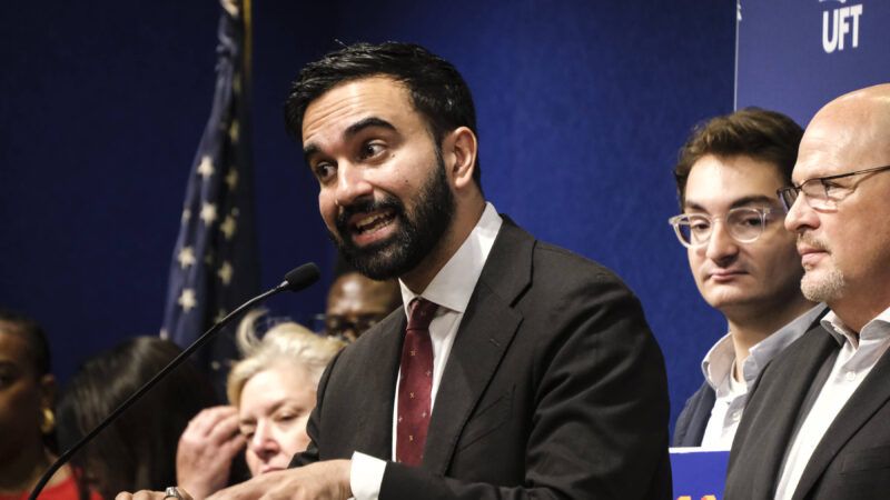 Mayoral Candidate Zohran Mamdani gets endorsed by the United Teachers Federation in downtown Manhattan on July 9th 2025. | IMAGO/Kaite Godowski / MediaPunch/IMAGO/MediaPunch/Newscom