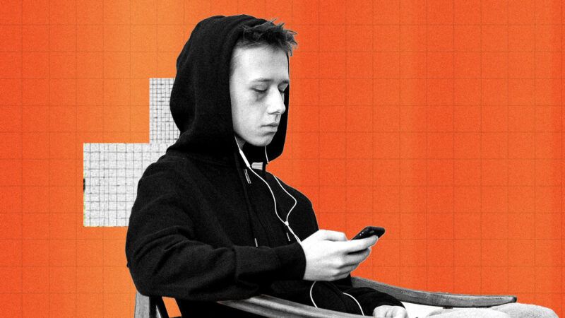 Teenager looking at his phone. | Illustration: Eddie Marshall | cottonbro studio | Pexels